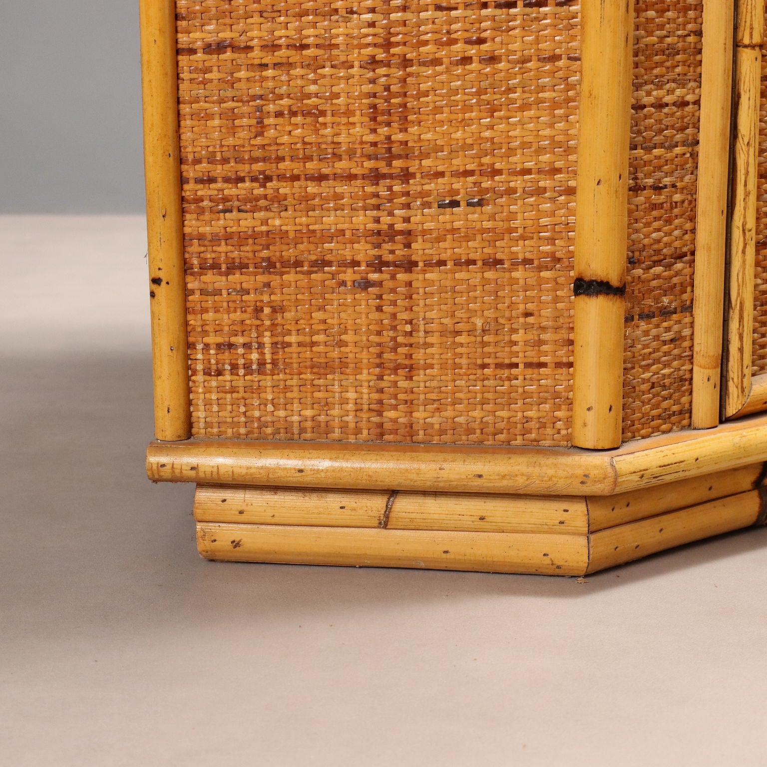  | Modernism  Bookcases