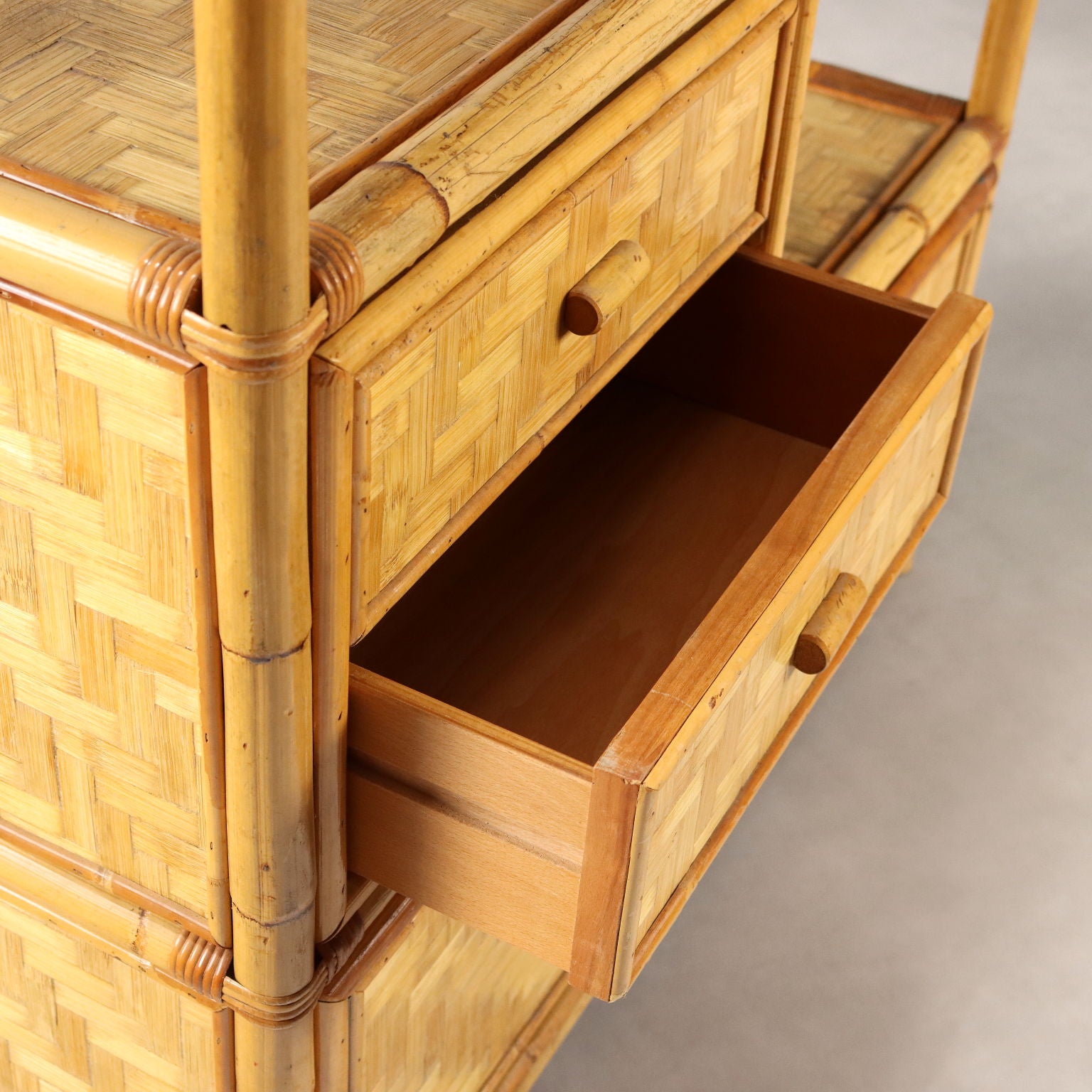  | Modernism  Bookcases