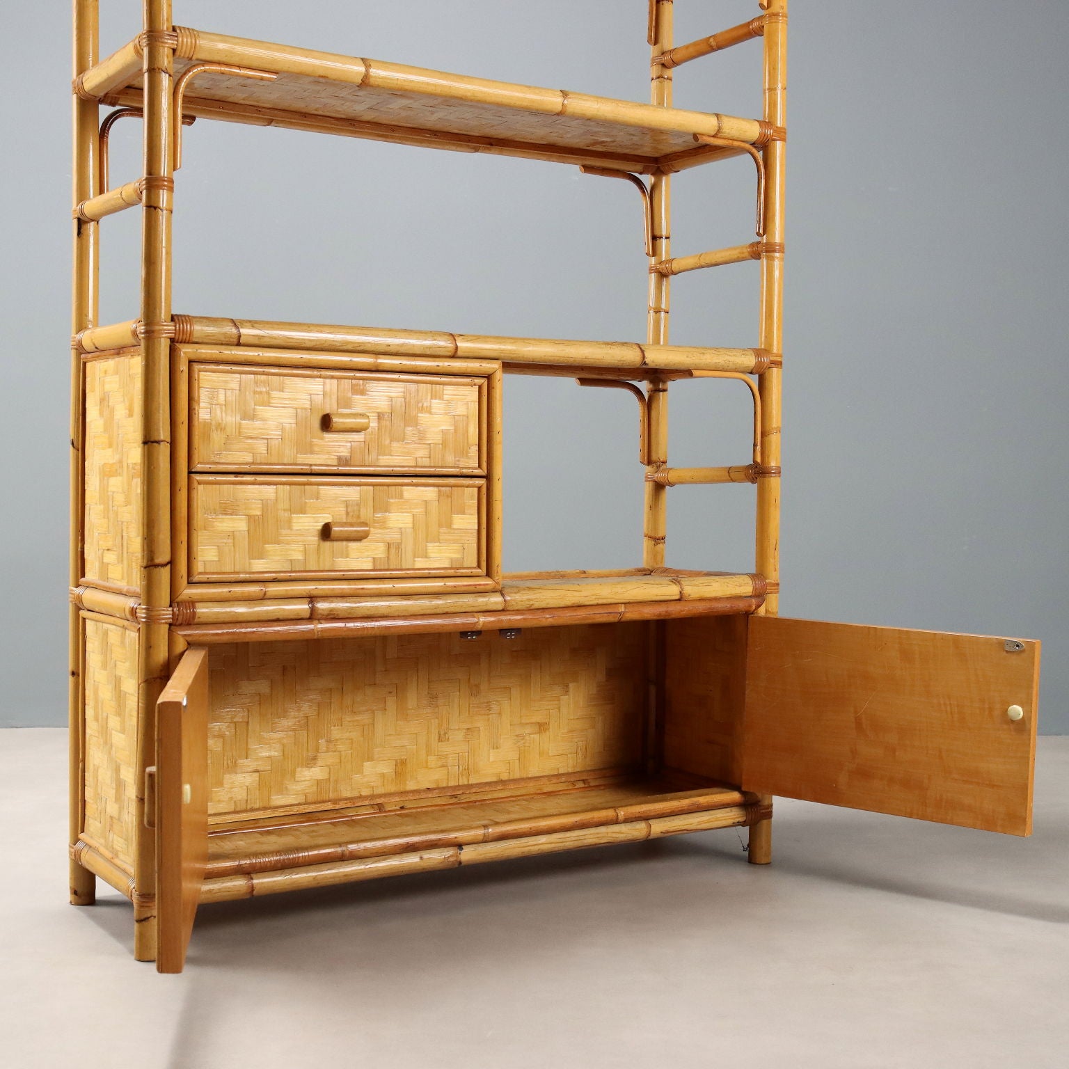  | Modernism  Bookcases