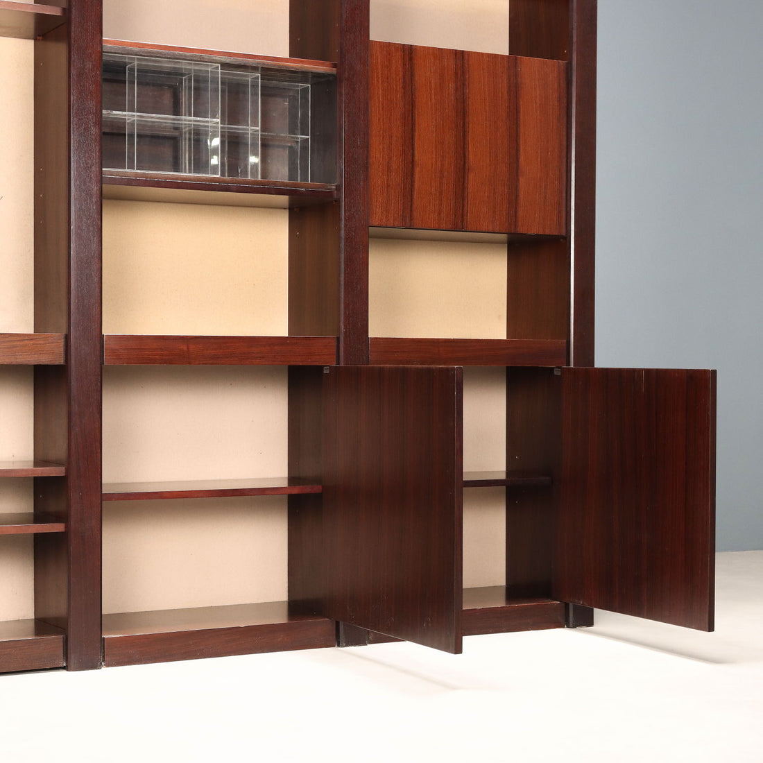  | Modernism  Bookcases