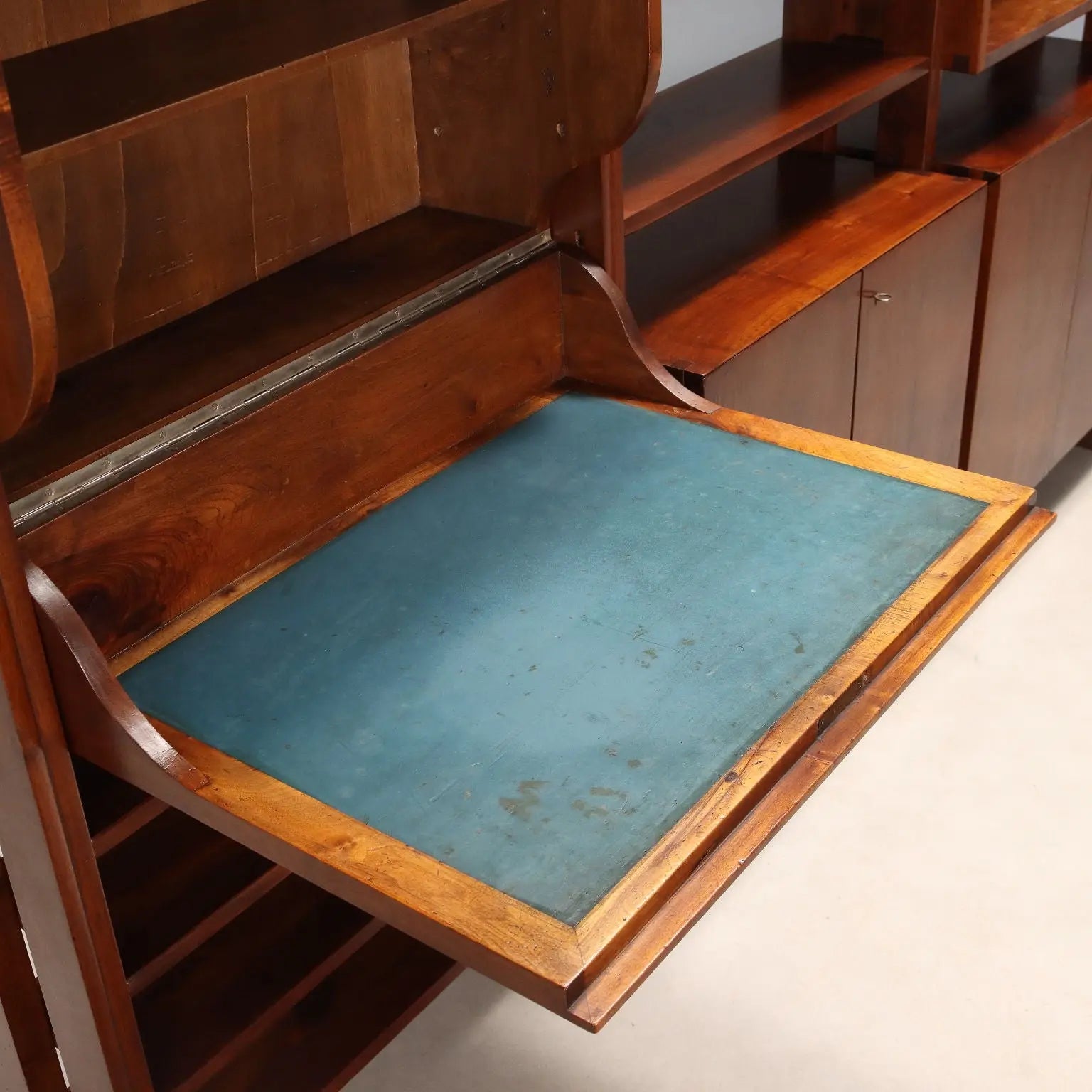 Vintage Bookcase Walnut with Shelves Design Italy 1940s-1950s | Modernism | Bookcases