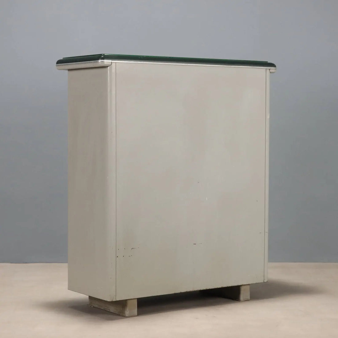 1960s Enameled Metal Bookcase - Mid-Century Modern