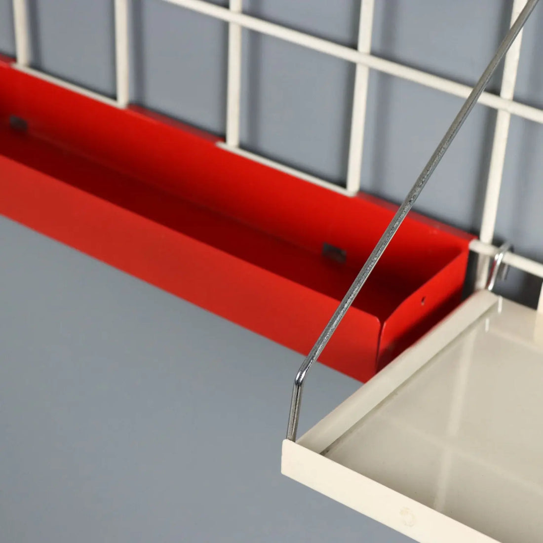 Vintage Modular Wall System Adjustable Shelves Design 1970s