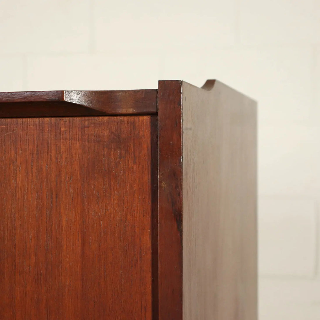 Highboard Teak Veneer Italy 1960s | Modernism | Furnitures