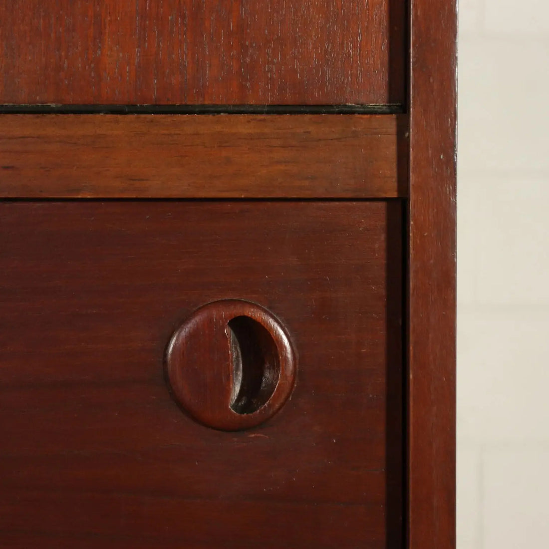Highboard Teak Veneer Italy 1960s | Modernism | Furnitures
