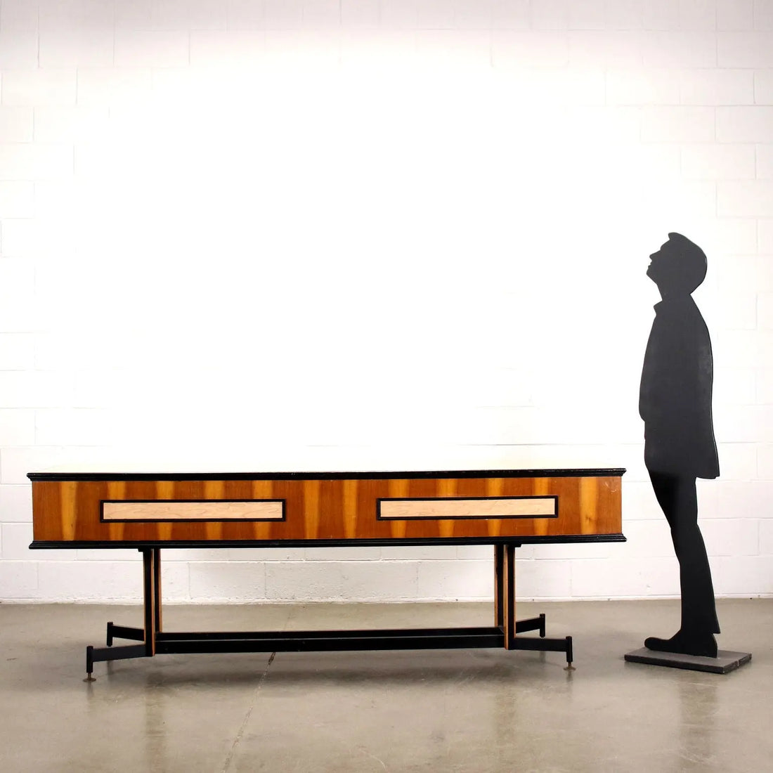 Vintage Shop Counter Laminate Italy 1960s | Modernism  Furnitures