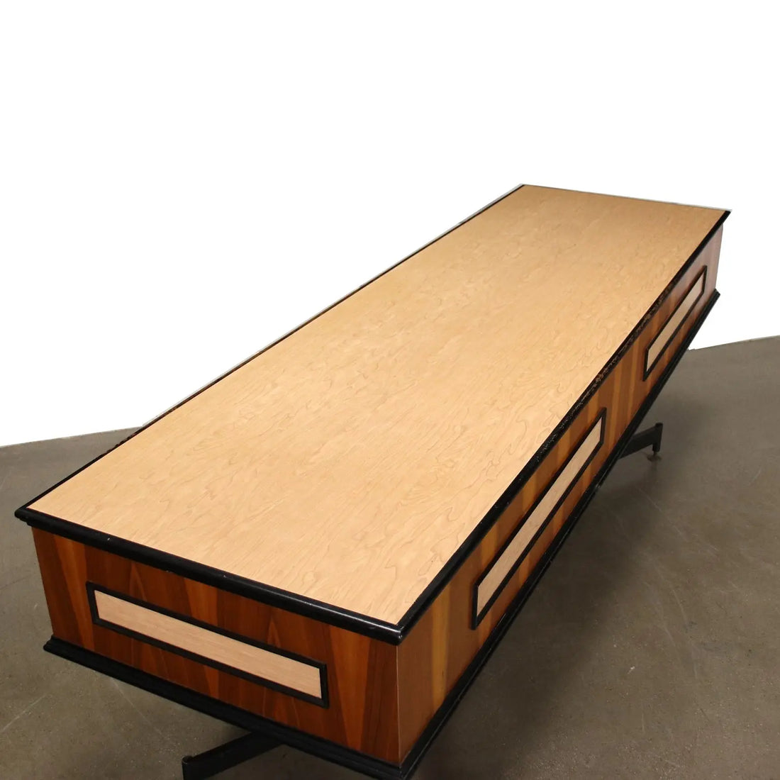 Vintage Shop Counter Laminate Italy 1960s | Modernism  Furnitures