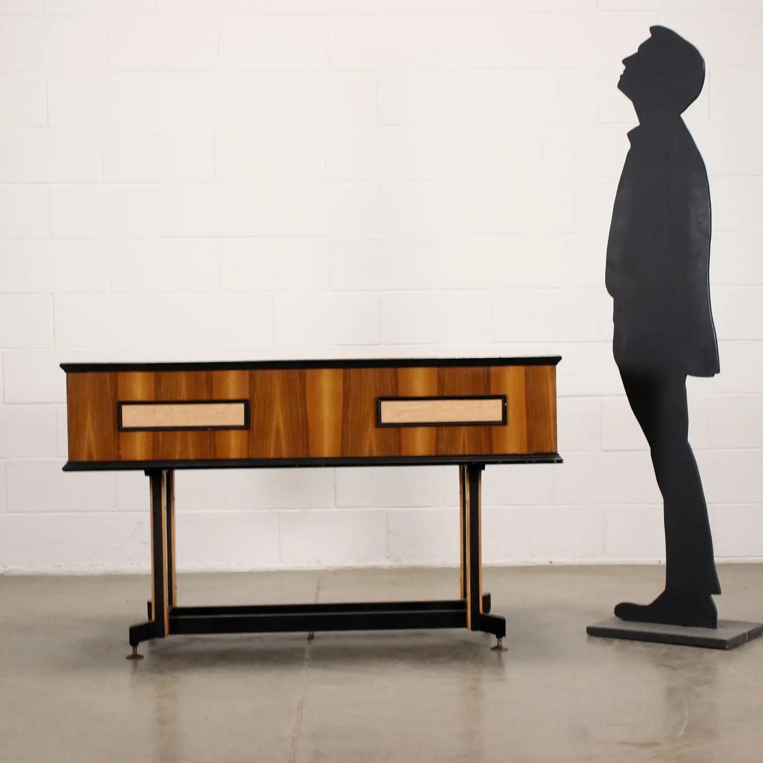 Vintage Shop Counter in Laminate Italy 1960s | Modernism | Furnitures