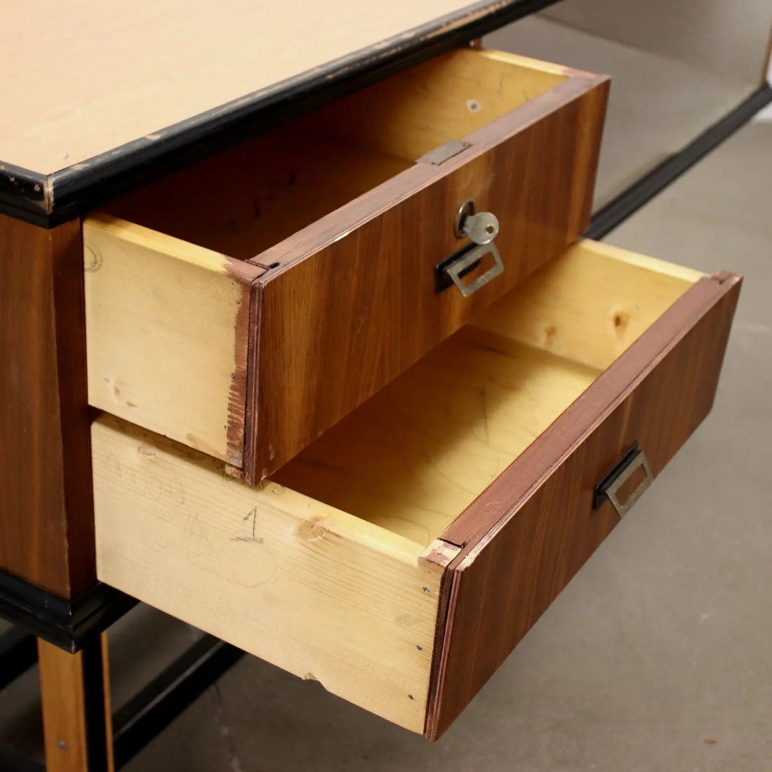 Vintage Shop Counter in Laminate Italy 1960s | Modernism | Furnitures