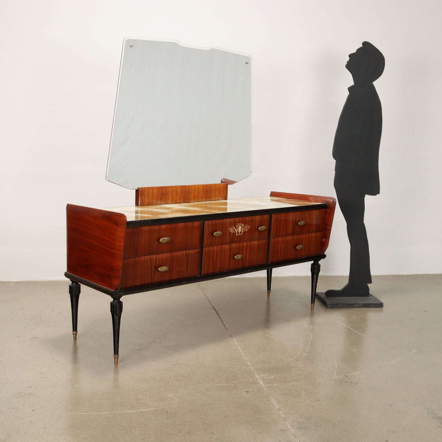  | Modernism  Furnitures