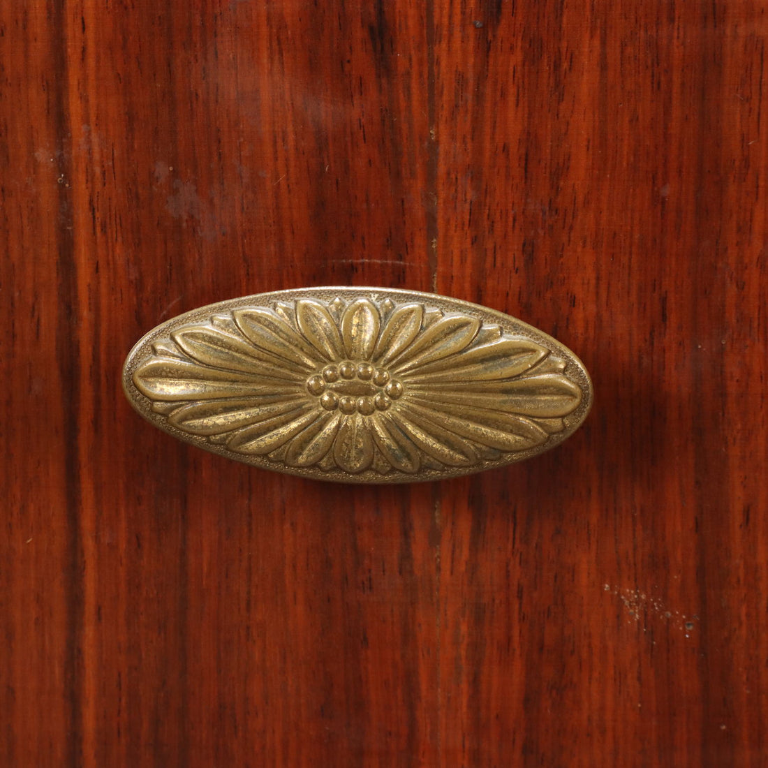  | Modernism  Furnitures