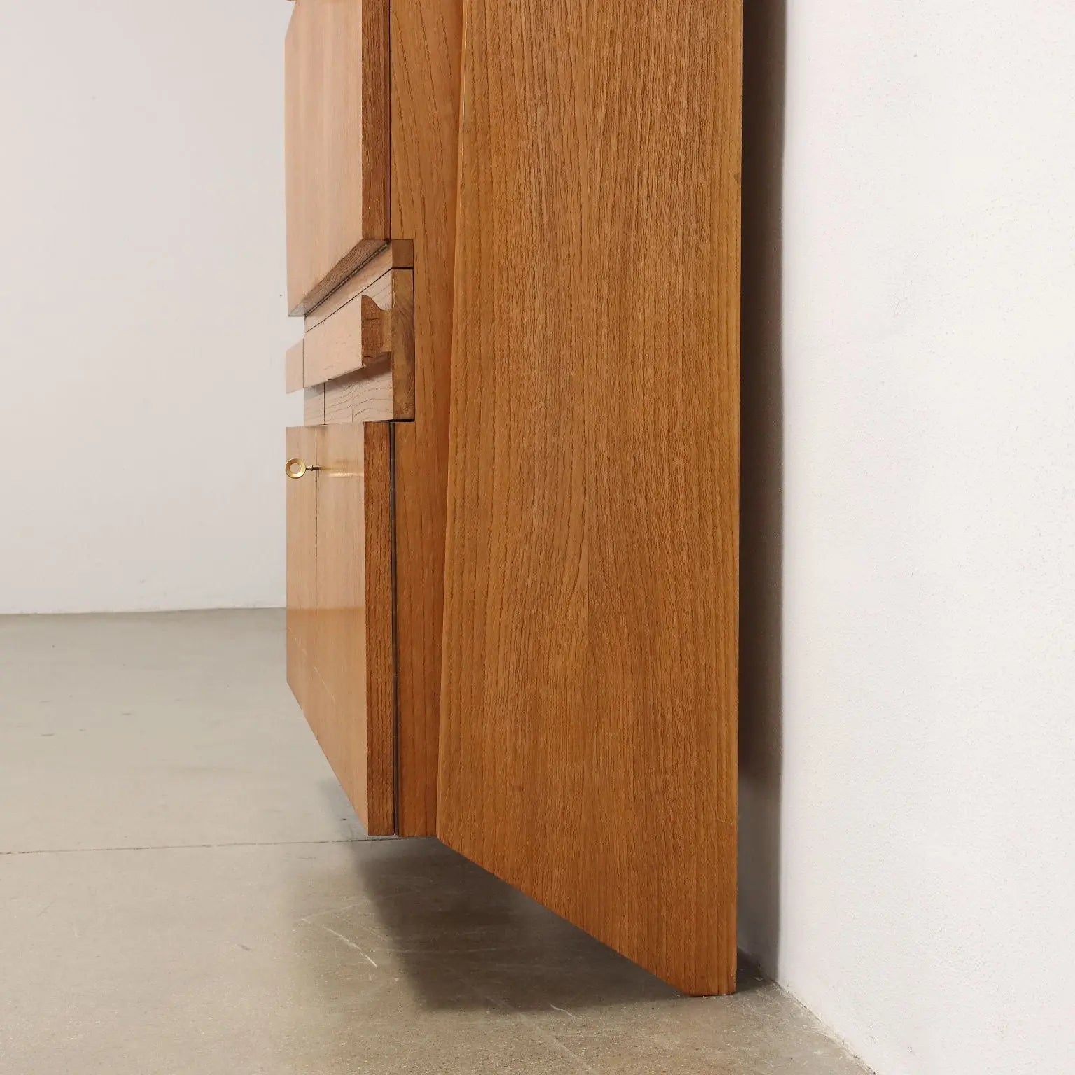 Vintage Cabinet Oak Veneered Wood Design Italy 1950s | Modernism | Furnitures