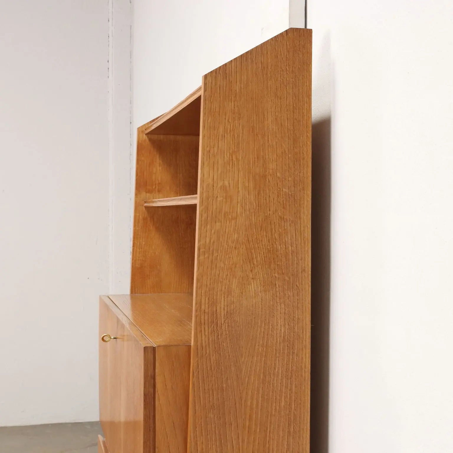 Vintage Cabinet Oak Veneered Wood Design Italy 1950s | Modernism | Furnitures