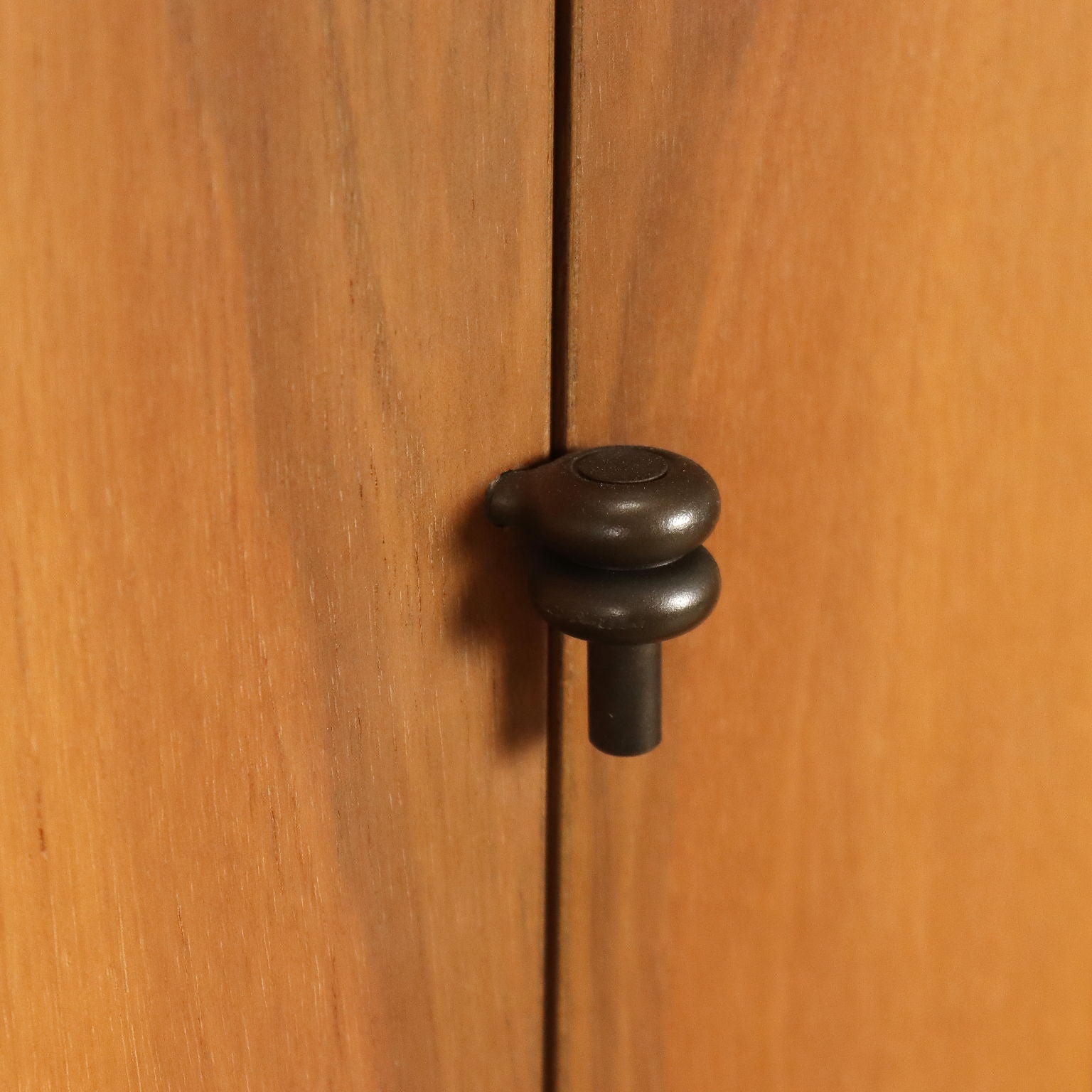  | Modernism  Furnitures