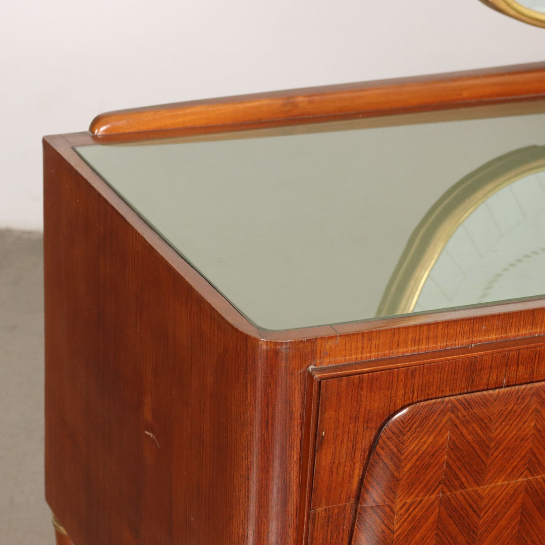  | Modernism  Furnitures