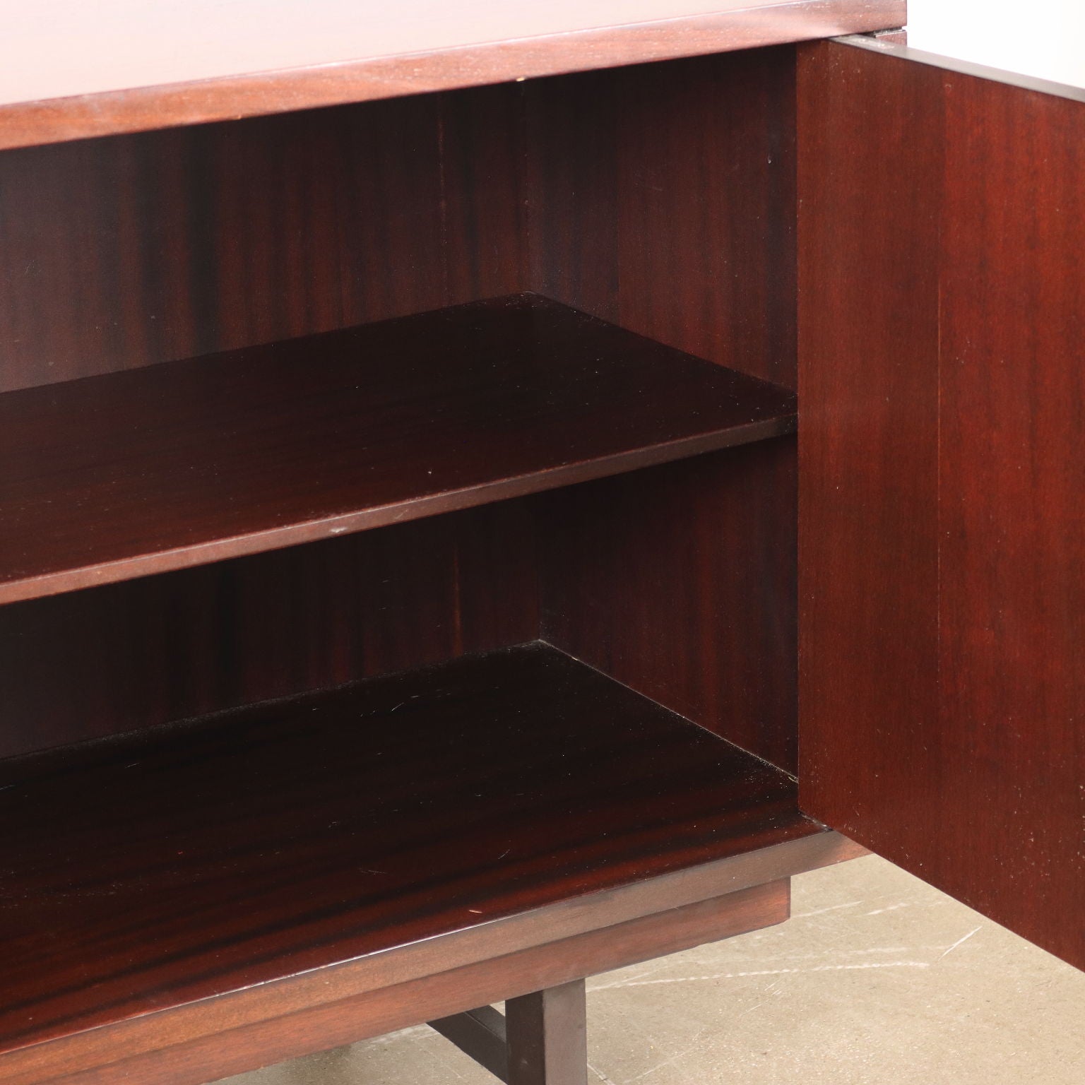  | Modernism  Furnitures