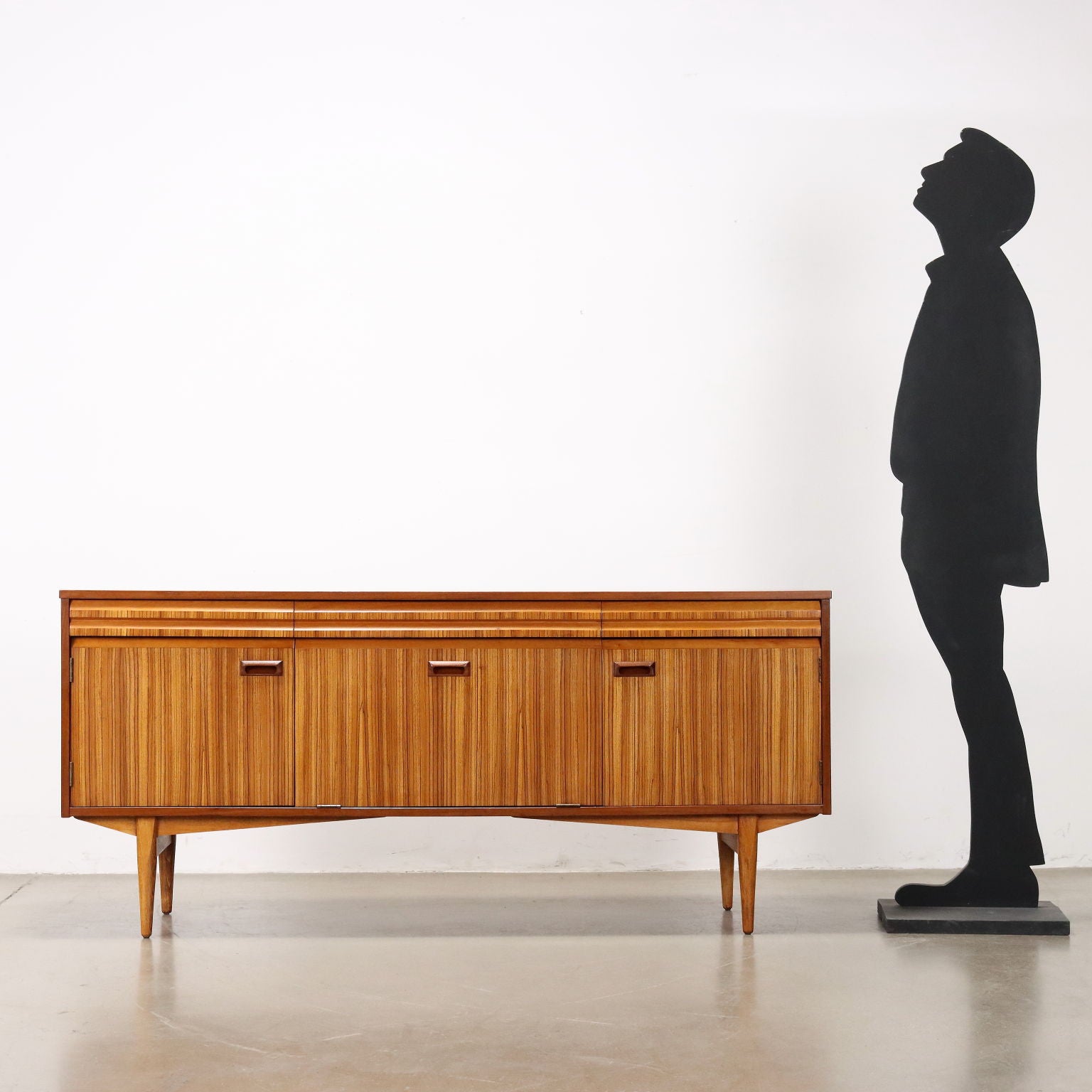  | Modernism  Furnitures