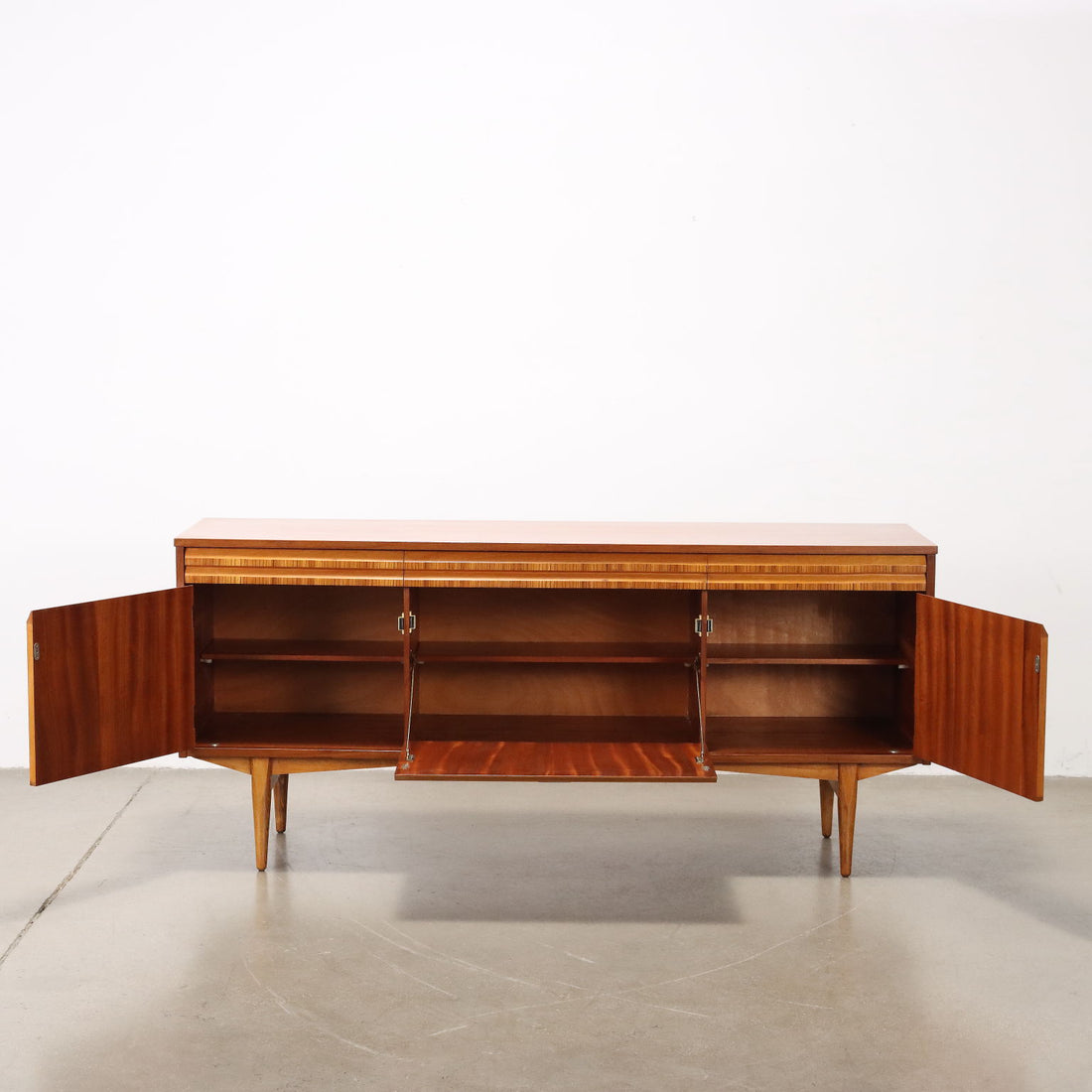  | Modernism  Furnitures
