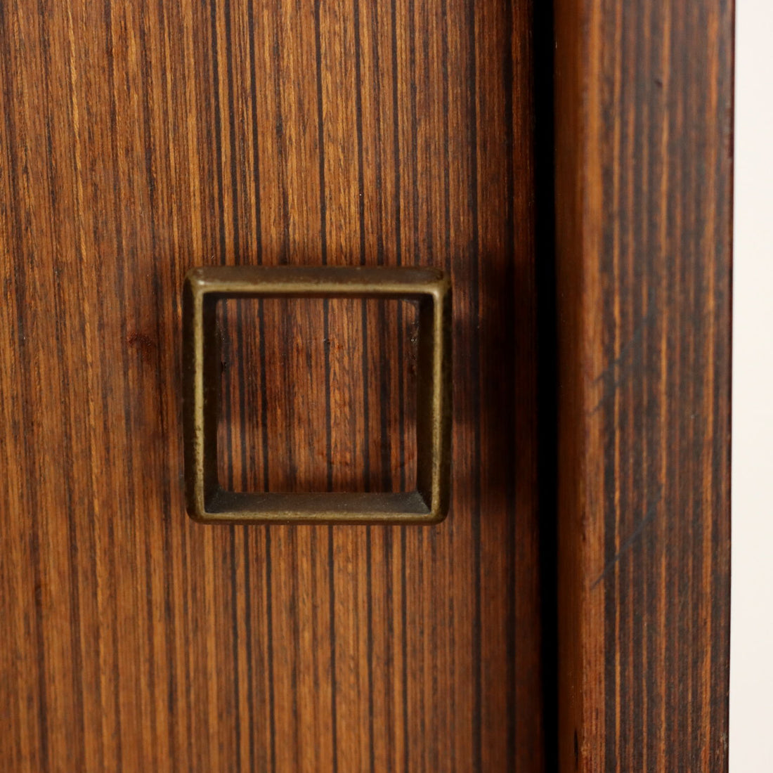  | Modernism  Furnitures