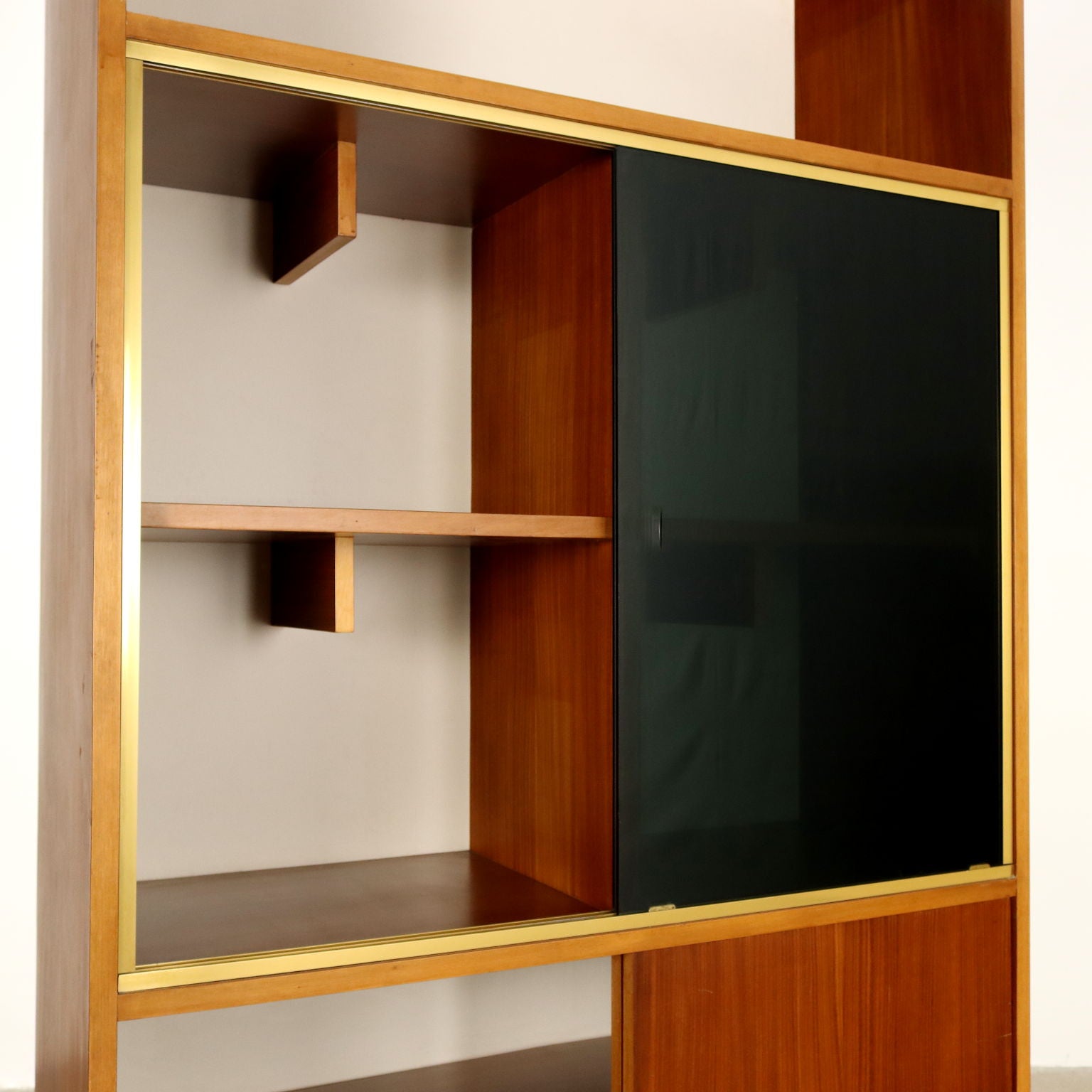  | Modernism  Furnitures