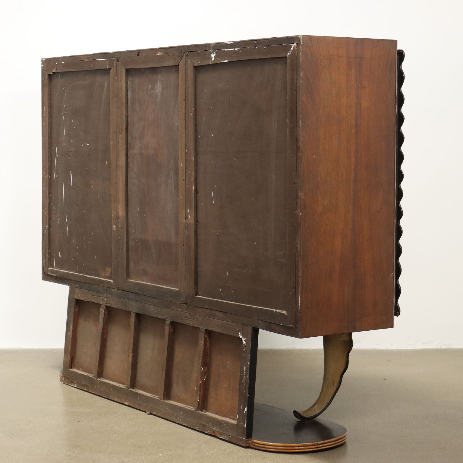  | Modernism  Furnitures