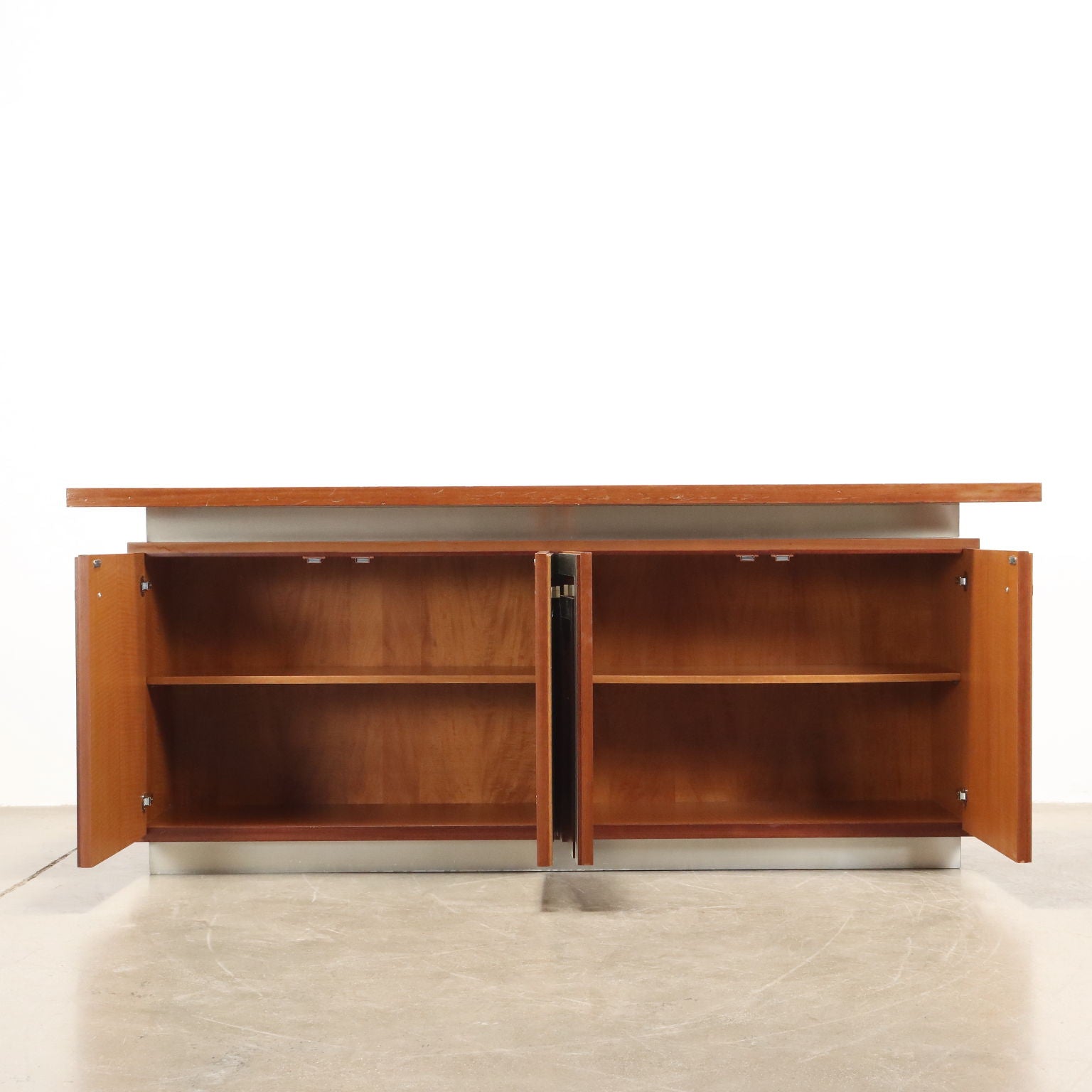  | Modernism  Furnitures