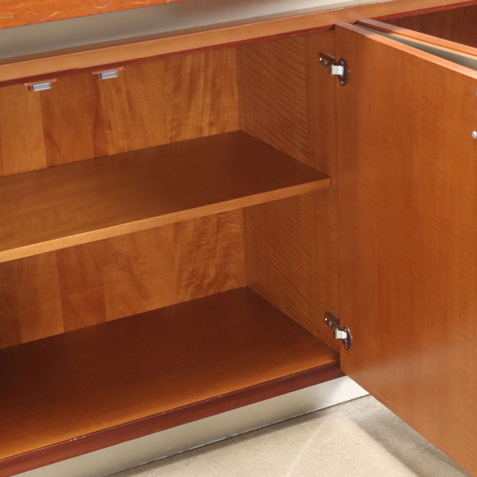  | Modernism  Furnitures