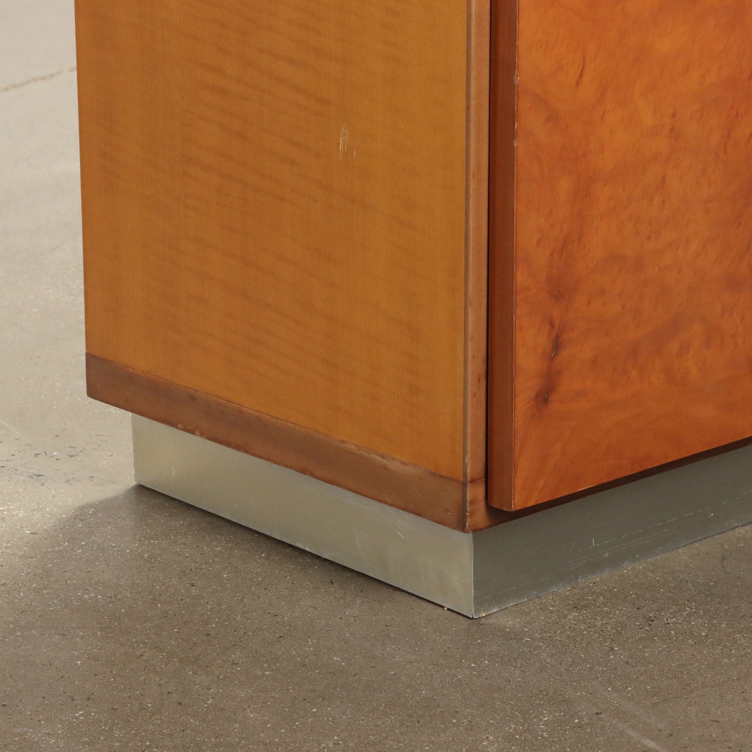  | Modernism  Furnitures