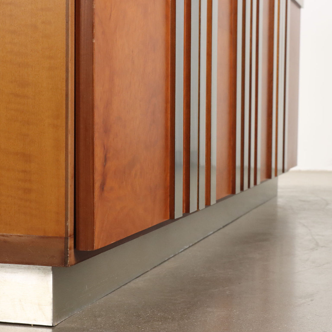  | Modernism  Furnitures