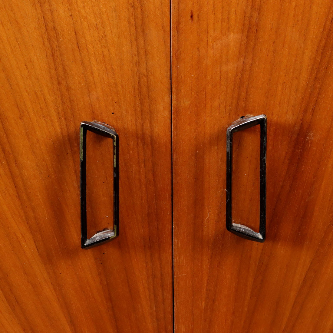  | Modernism  Furnitures