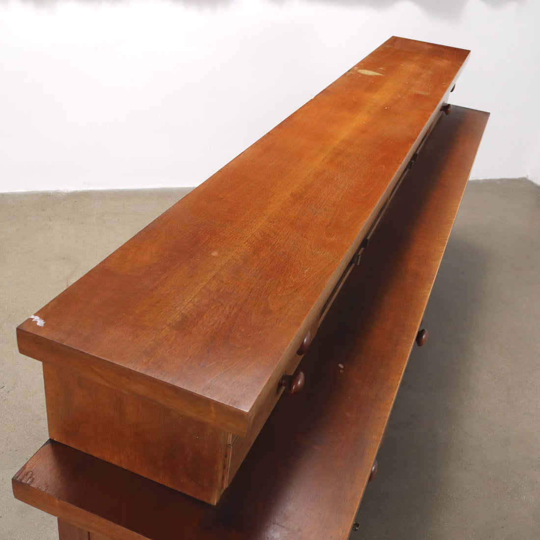  | Modernism  Furnitures