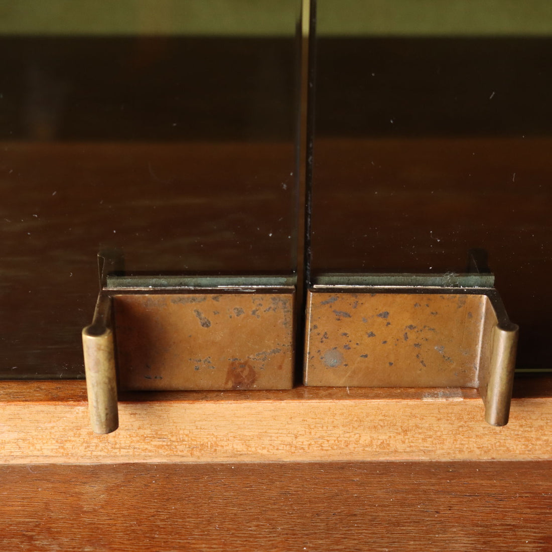  | Modernism  Furnitures