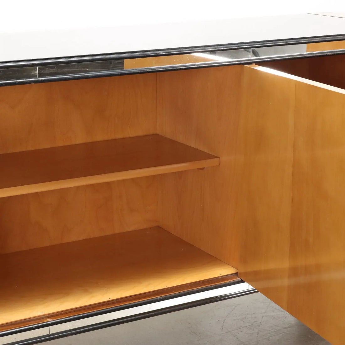 Vintage Cabinet Palazzi dell'Arte Cantù Walnut Veneer Italy 1940s | Modernism | Furnitures