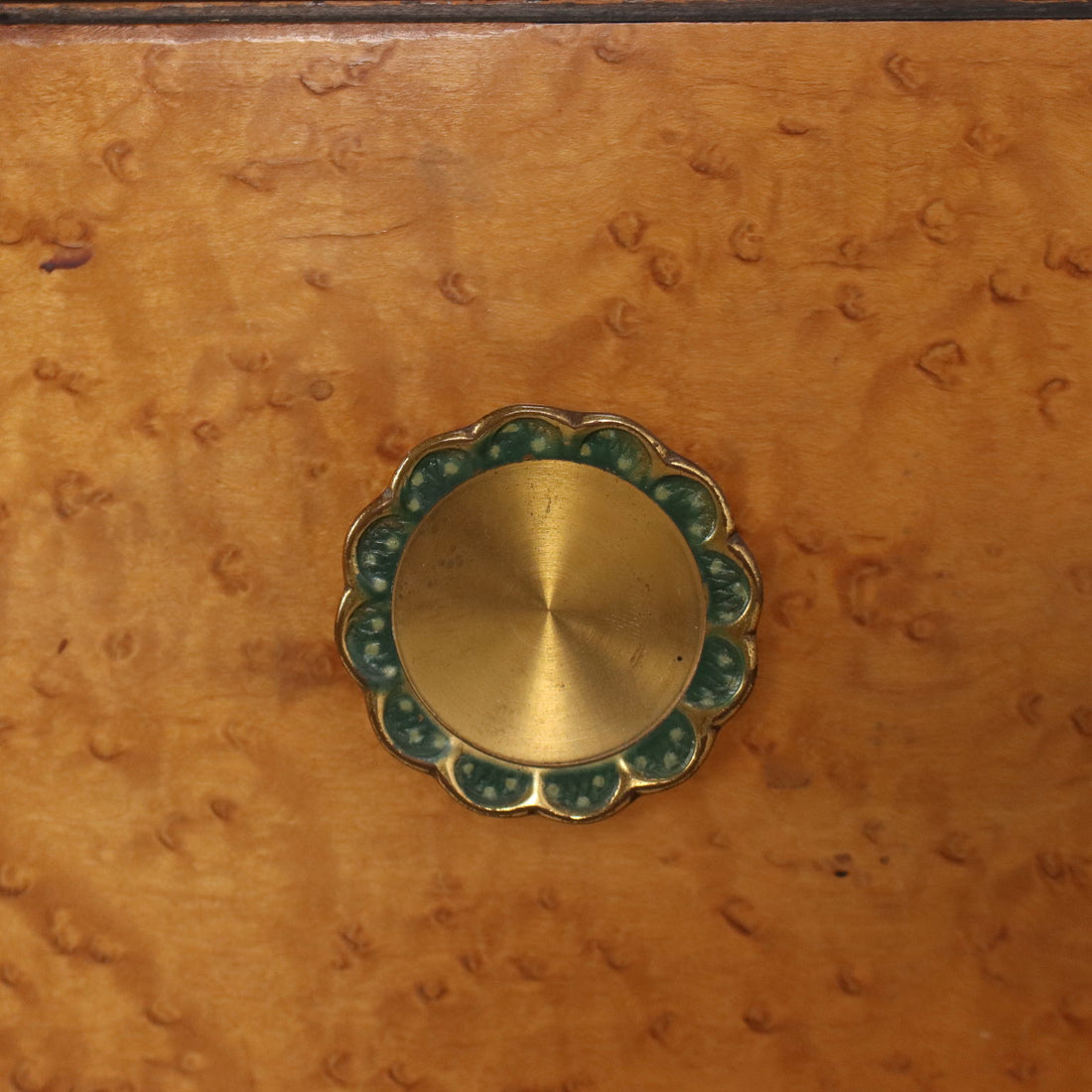  | Modernism  Furnitures