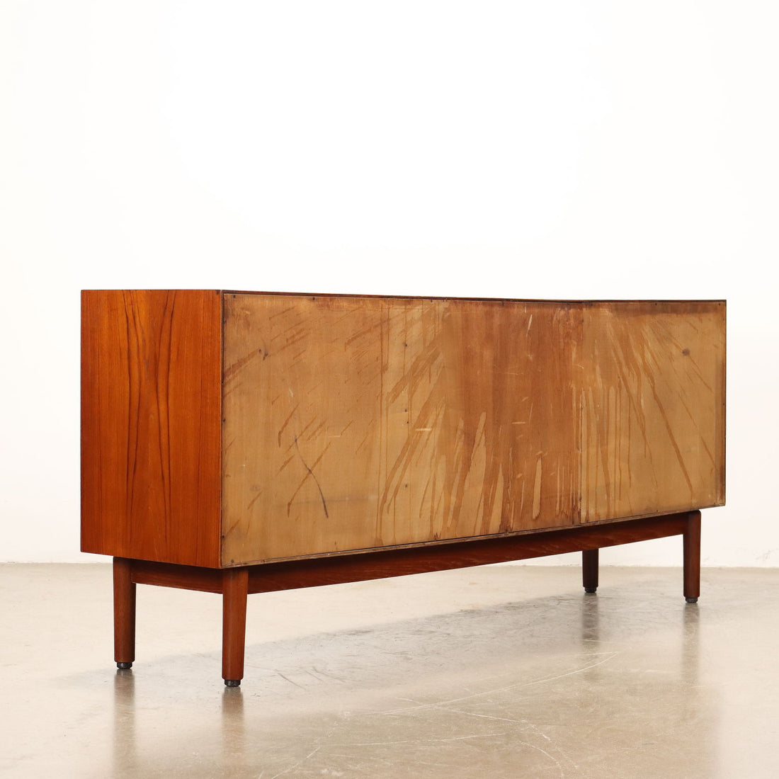  | Modernism  Furnitures