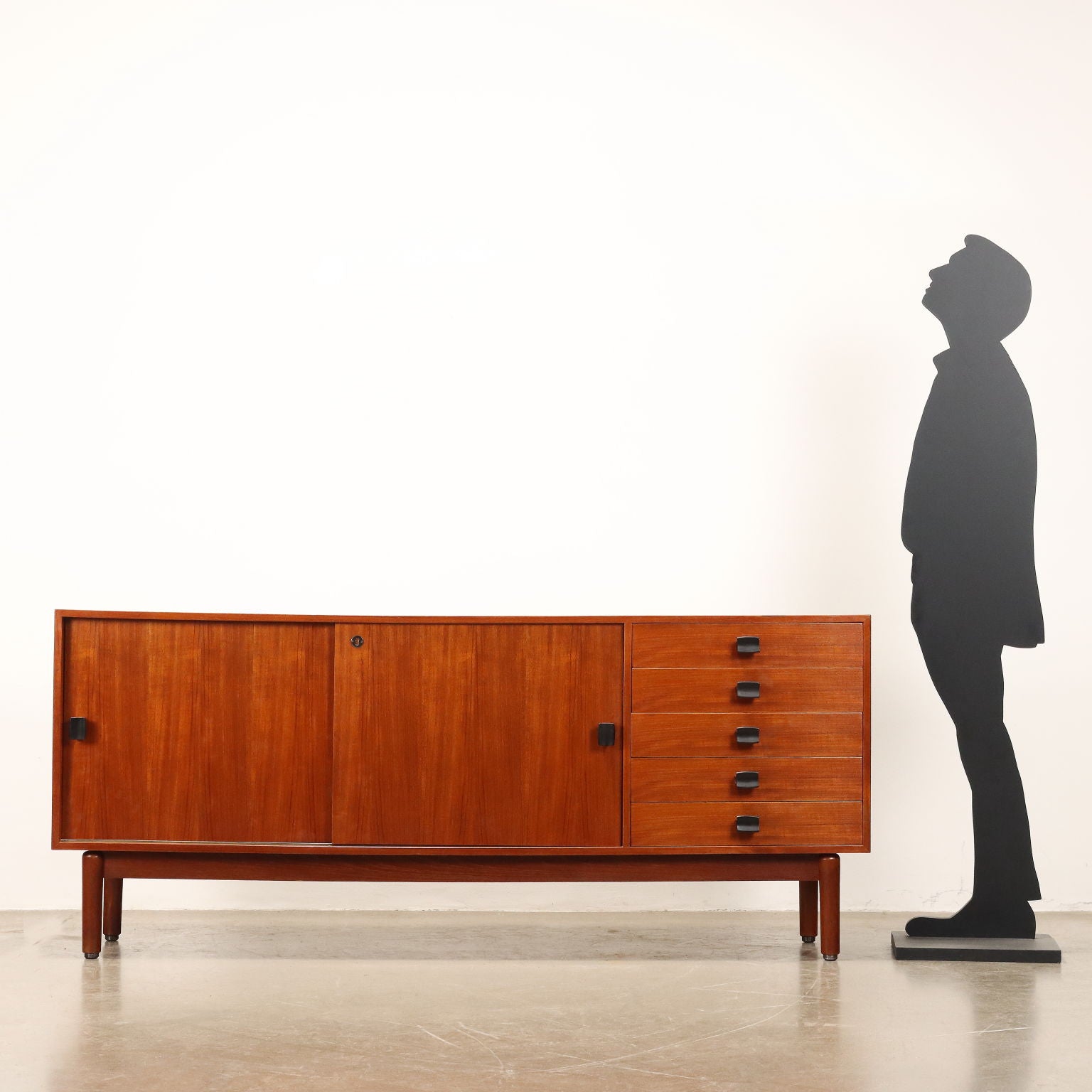  | Modernism  Furnitures