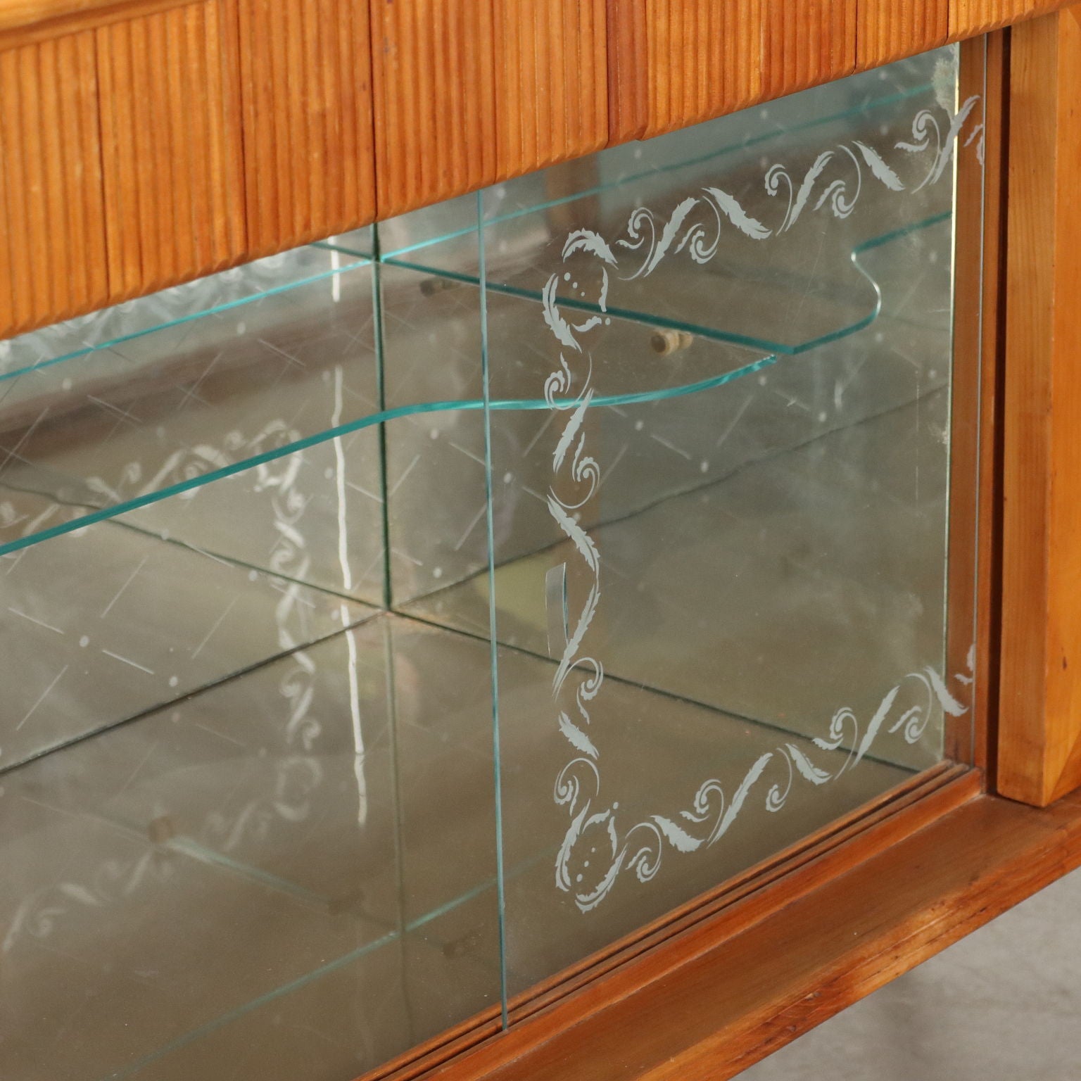  | Modernism  Furnitures