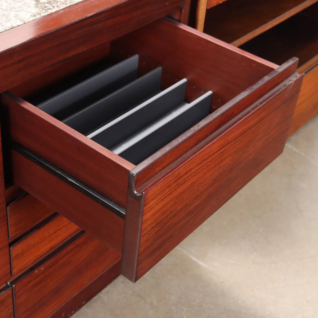 Molteni 4D Cabinets Vintage Design A. Mangiarotti 1970s - 70's | Modernism | Furnitures