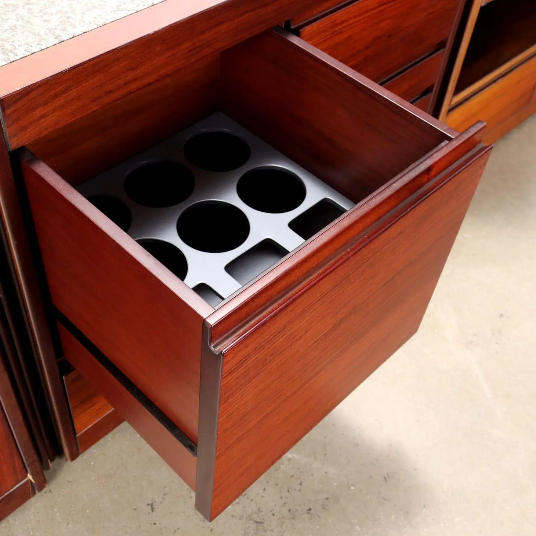 Molteni 4D Cabinets Vintage Design A. Mangiarotti 1970s - 70's | Modernism | Furnitures