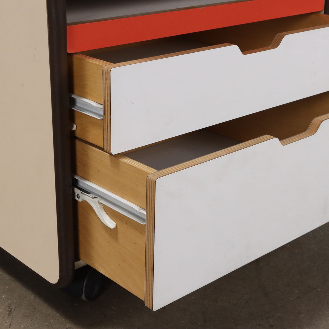  | Modernism  Furnitures