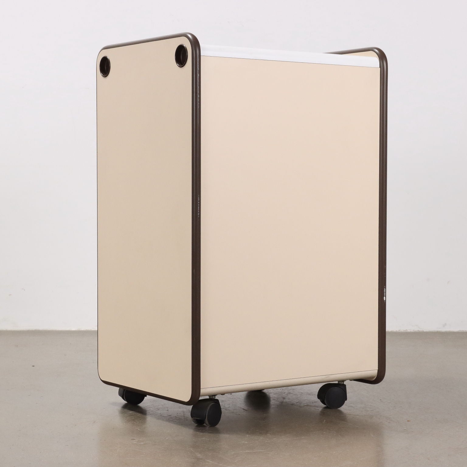  | Modernism  Furnitures