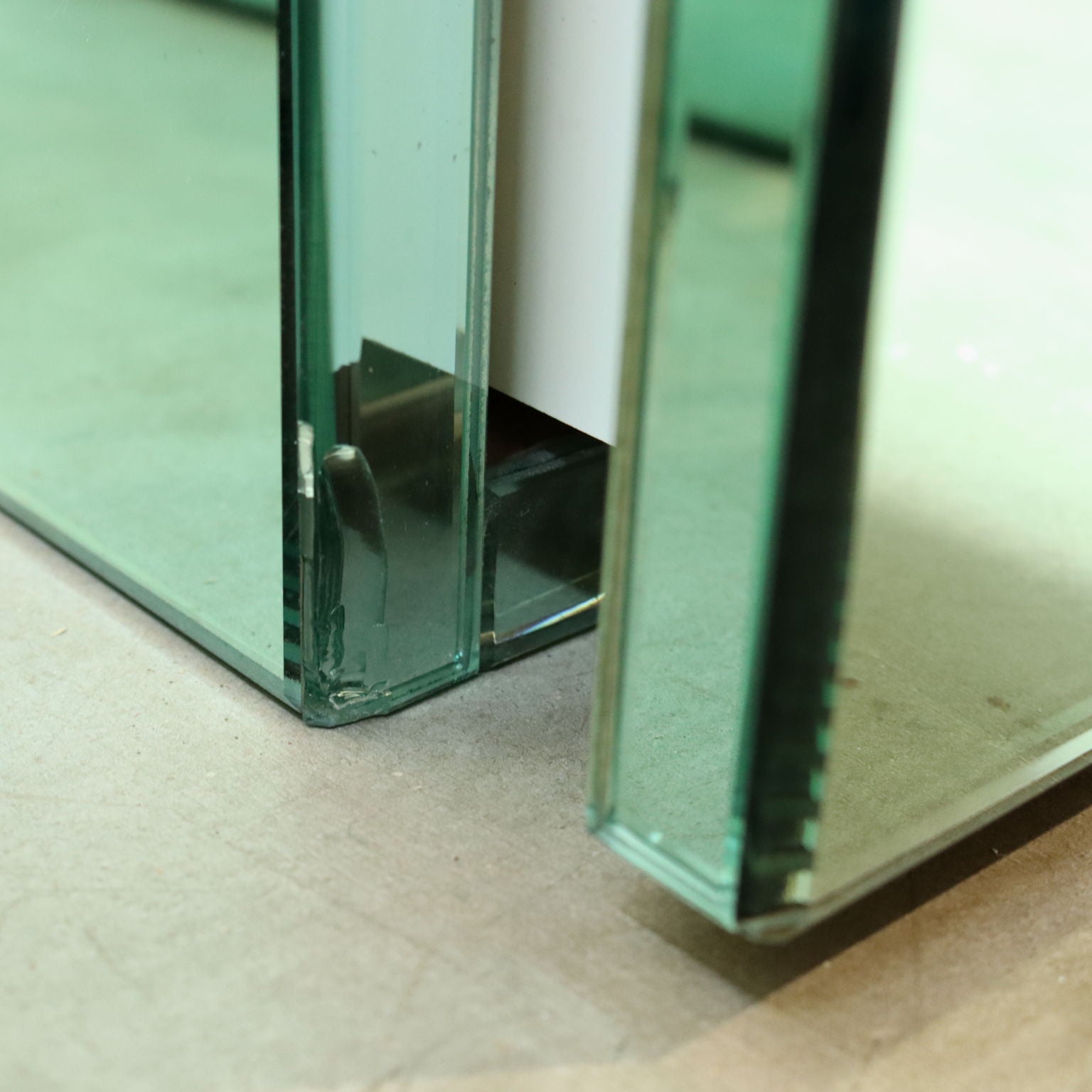  | Modernism  Furnitures