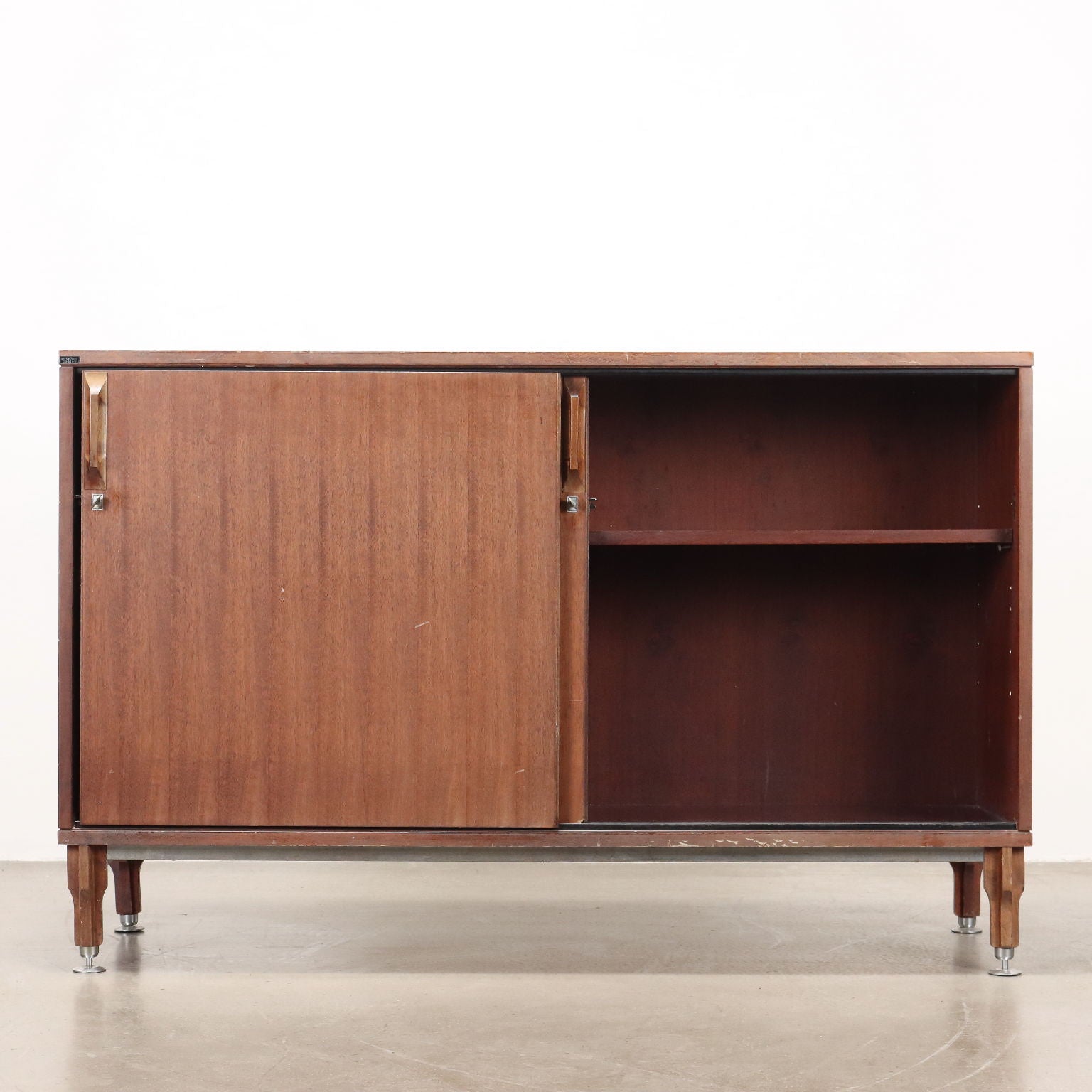  | Modernism  Furnitures