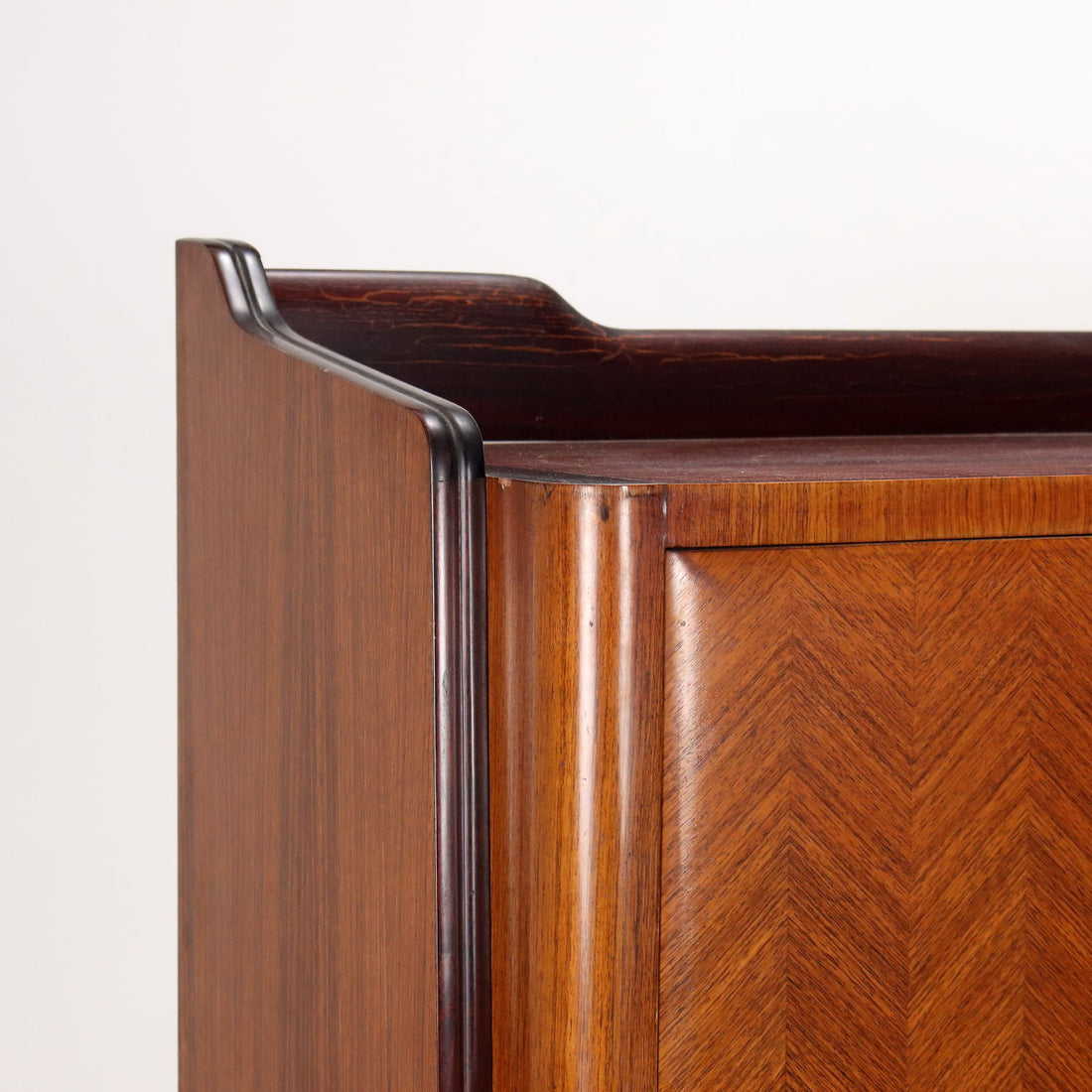  | Modernism  Furnitures