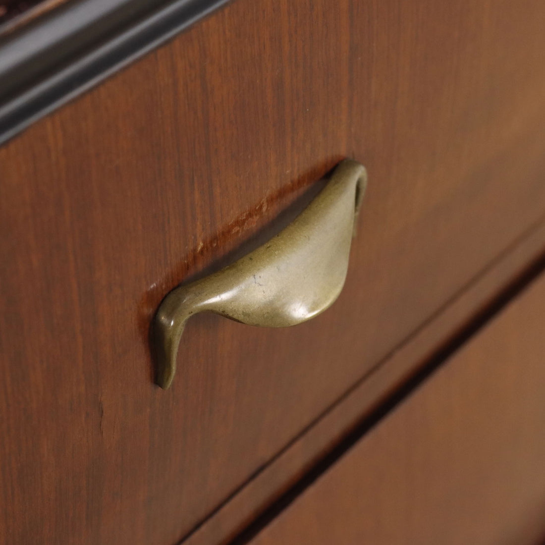  | Modernism  Furnitures