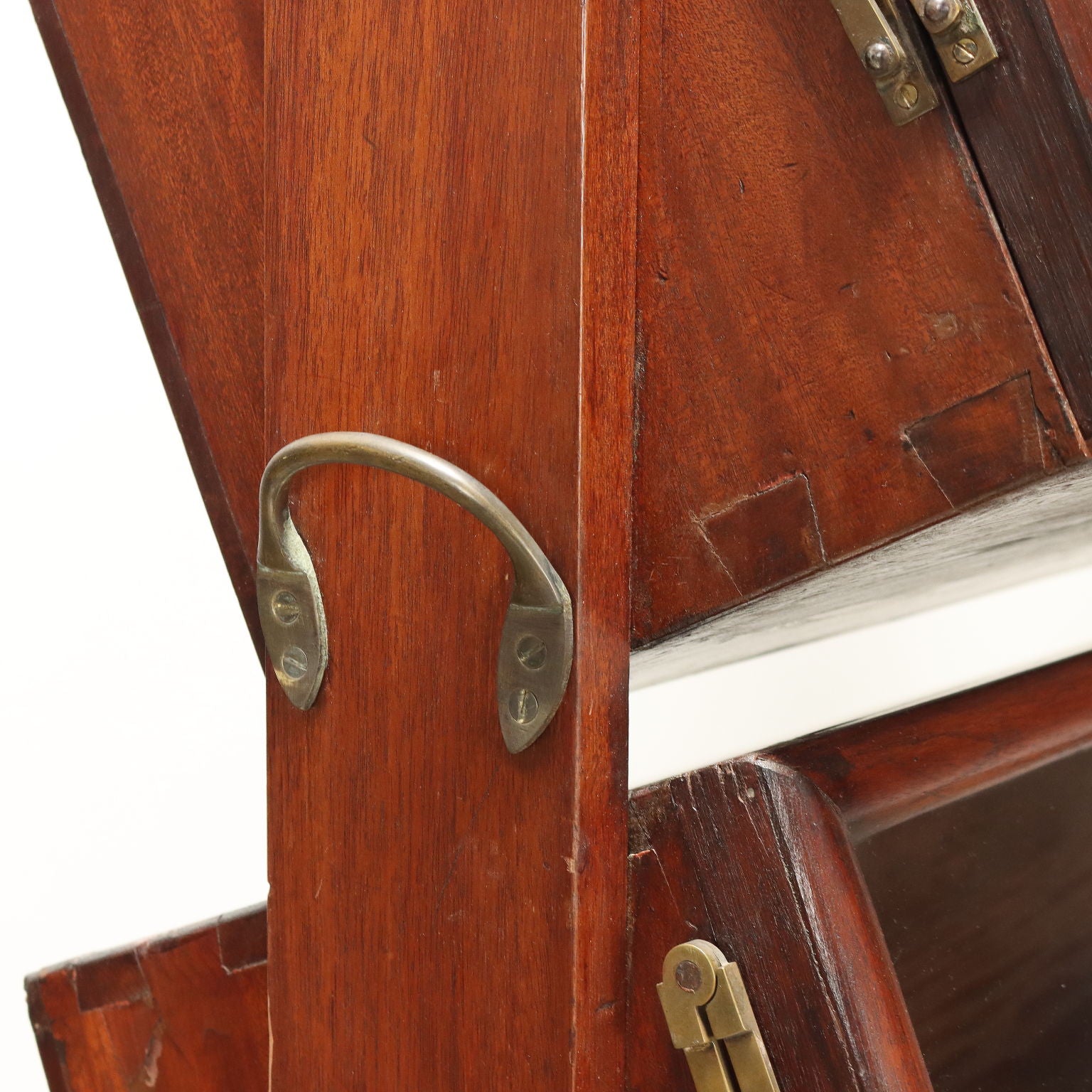  | Modernism  Furnitures