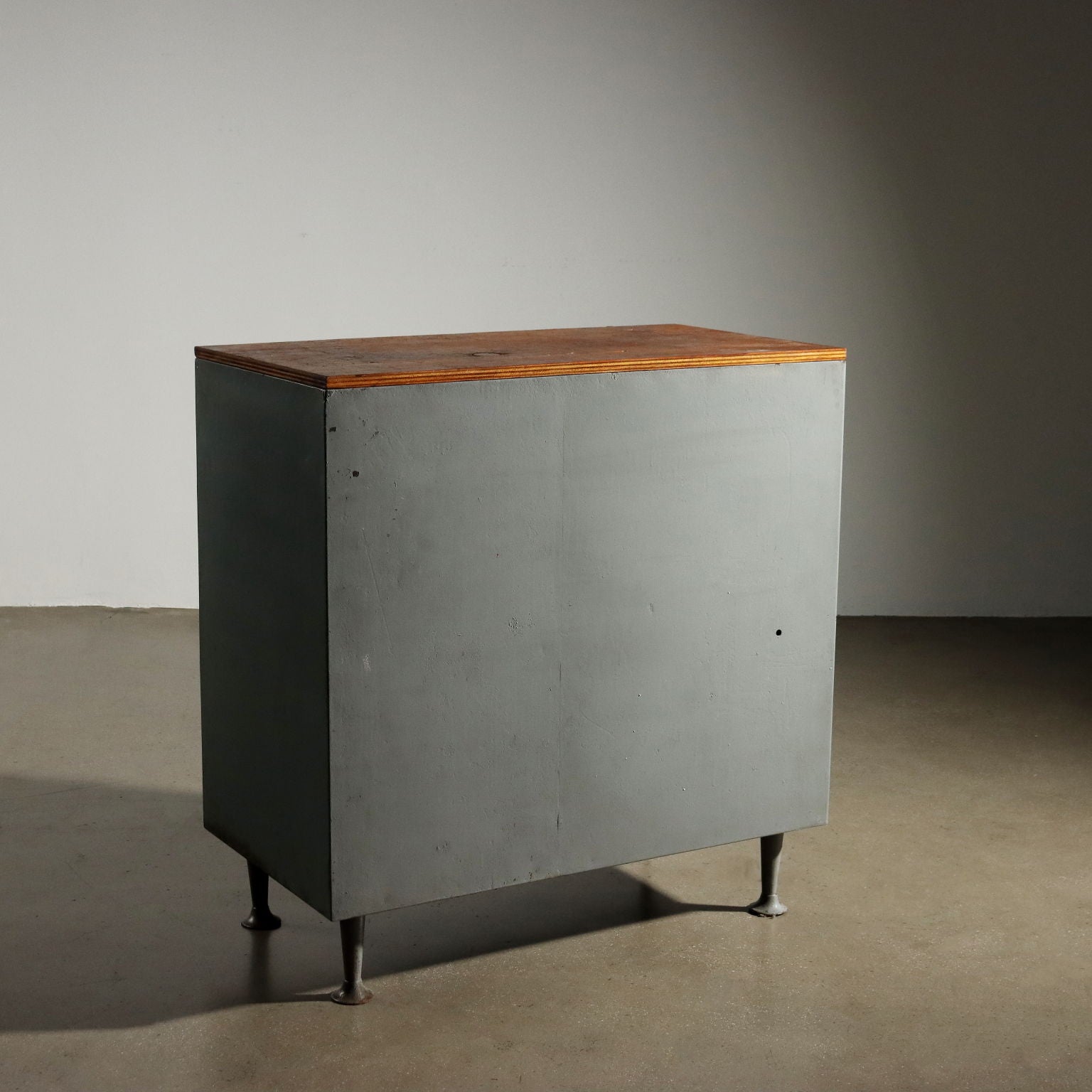  | Modernism  Furnitures