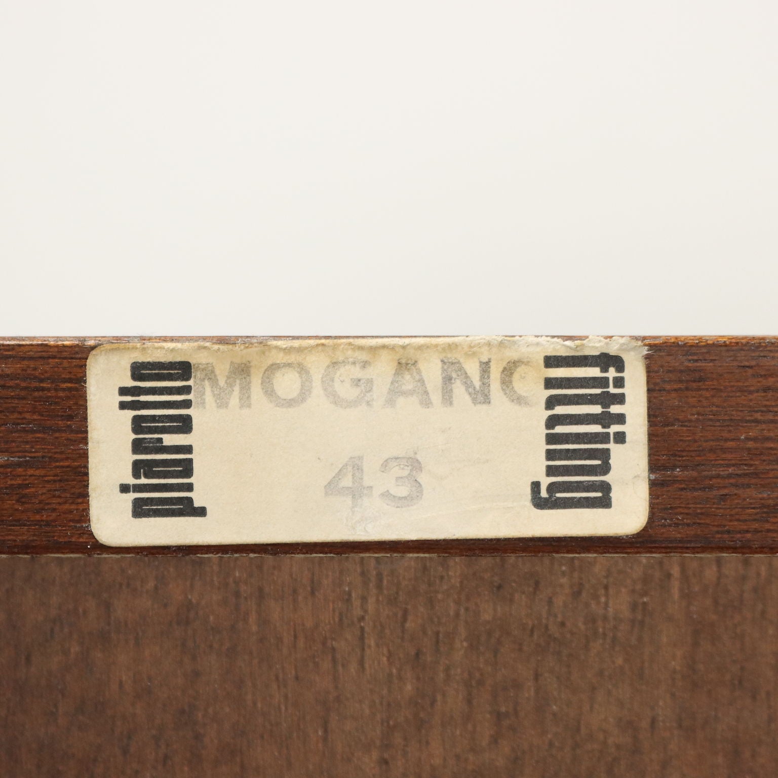  | Modernism  Furnitures