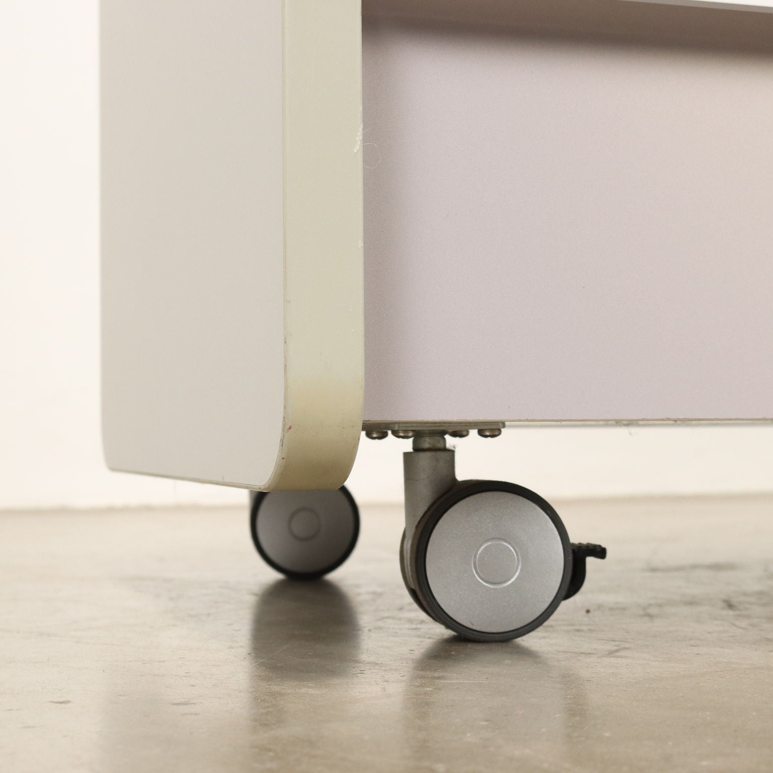  | Modernism  Furnitures