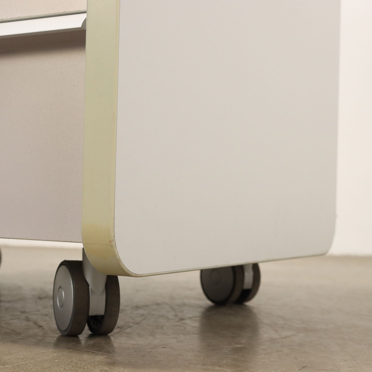  | Modernism  Furnitures